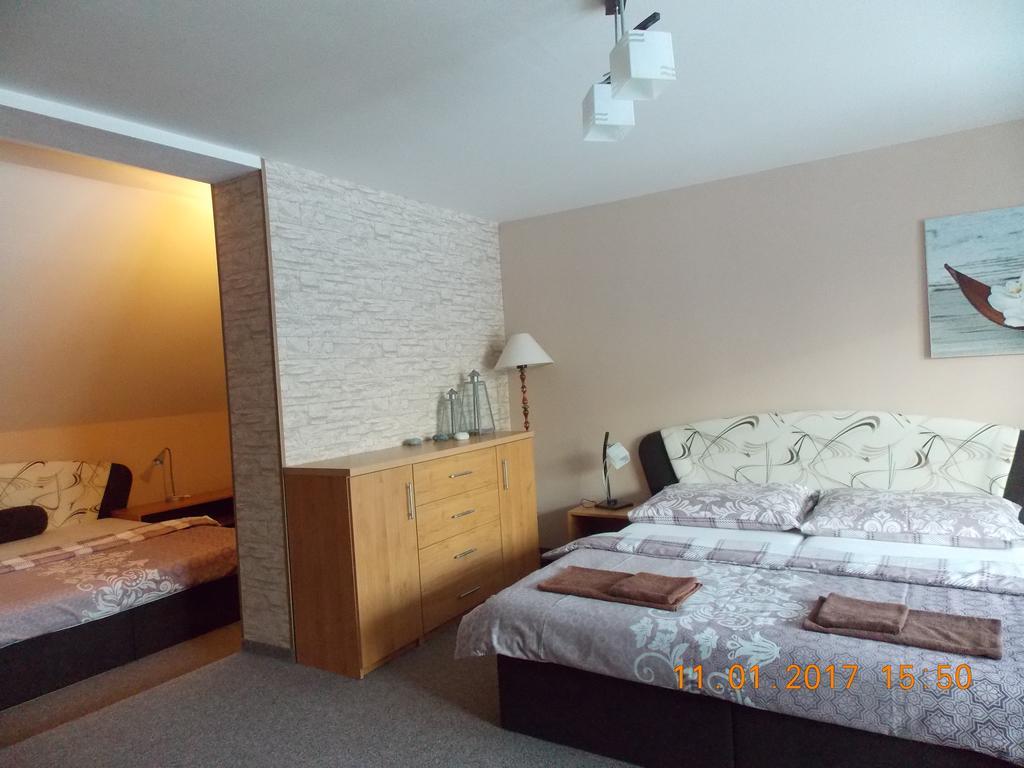Apartman Jas Liptovský Mikuláš Екстериор снимка